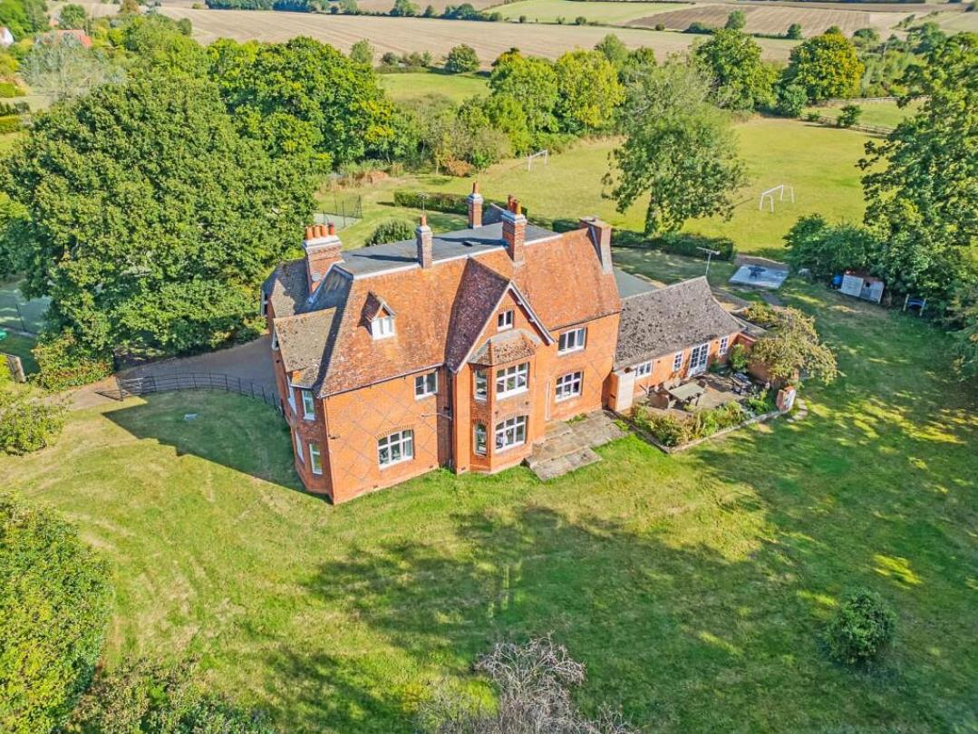 9 bed property in Low Street, Woodbridge